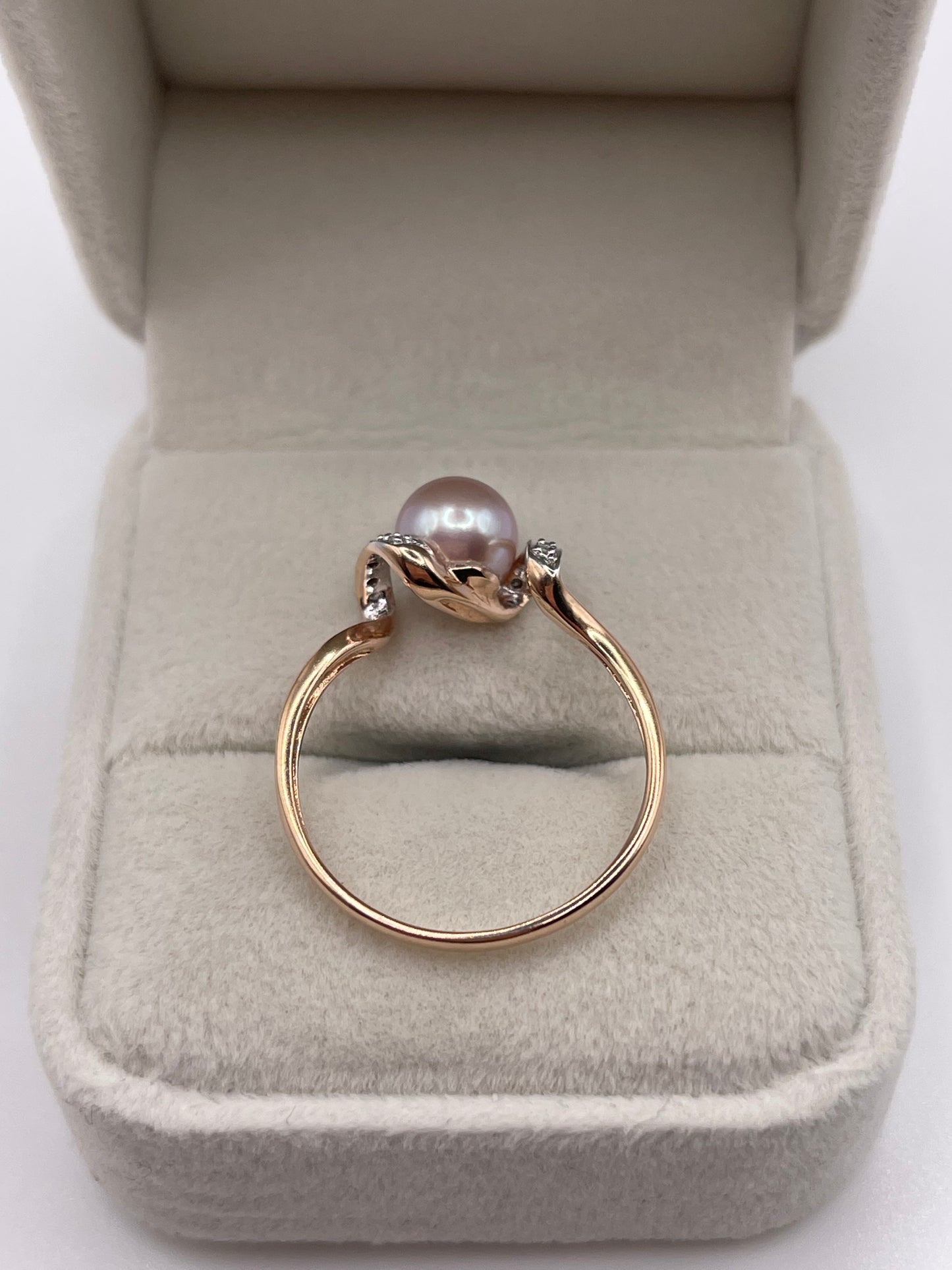 9ct rose gold pearl and diamond ring