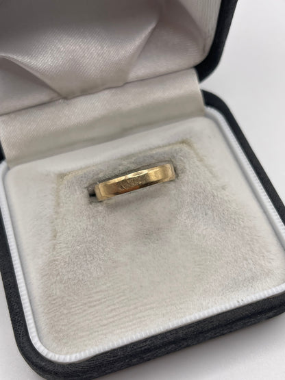 9ct gold band