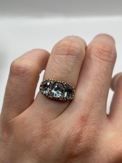 9ct gold topaz and diamond ring
