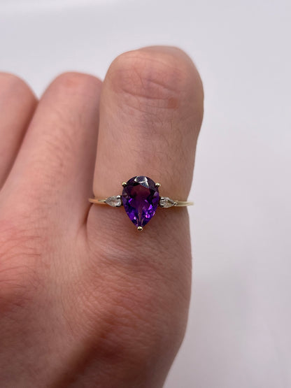 9ct gold amethyst and zircon ring