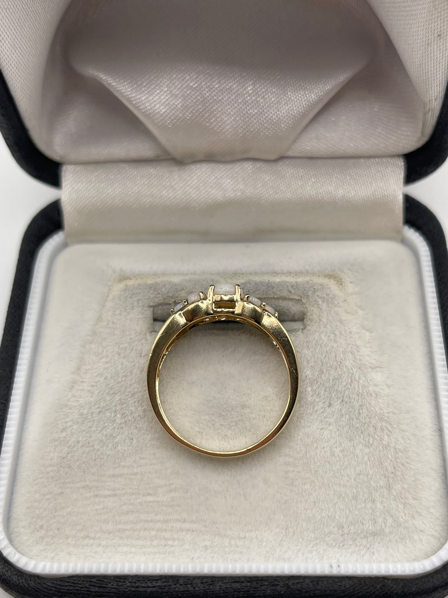 9ct gold opal cluster ring