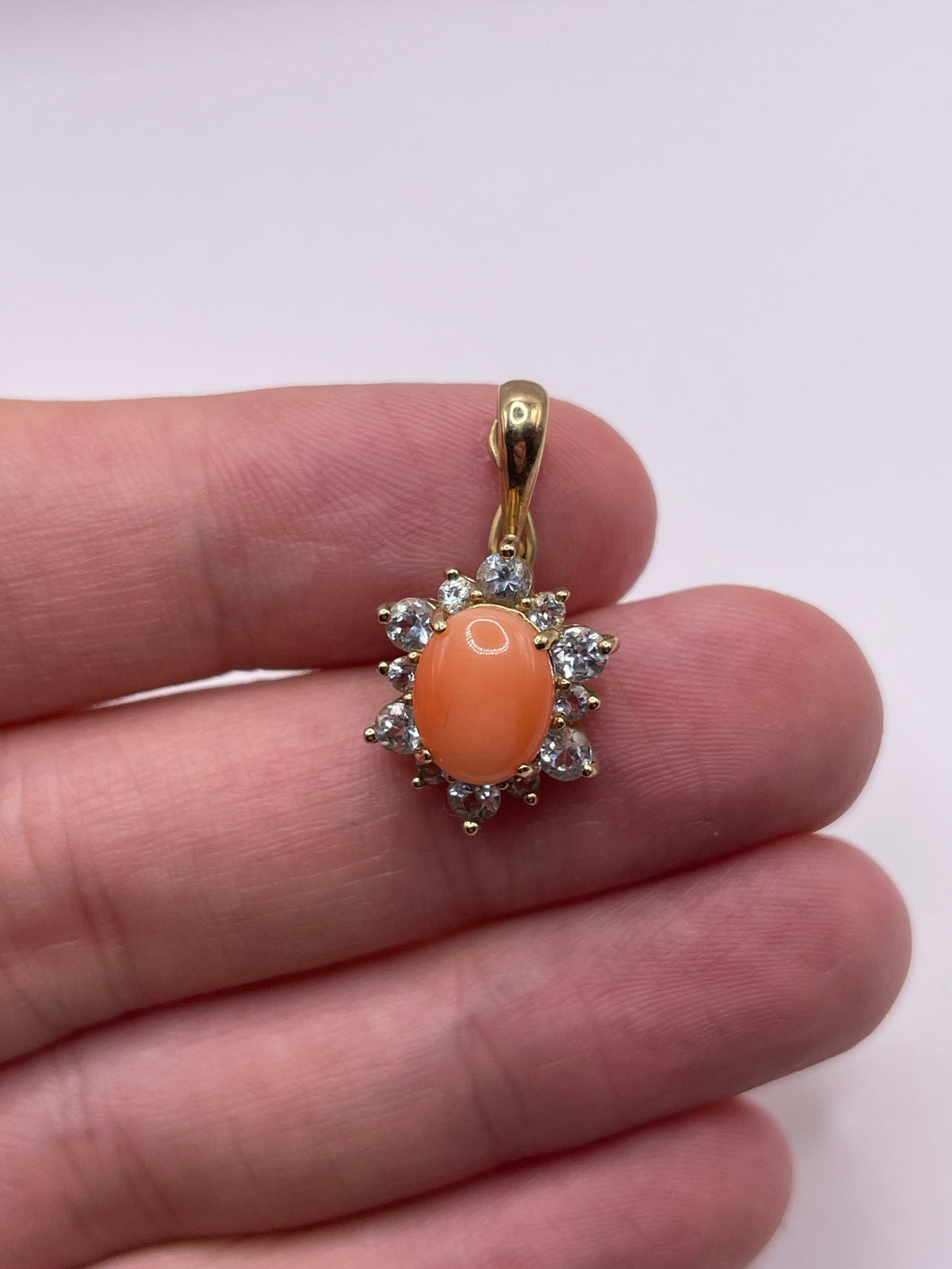 9ct gold coral and topaz pendant