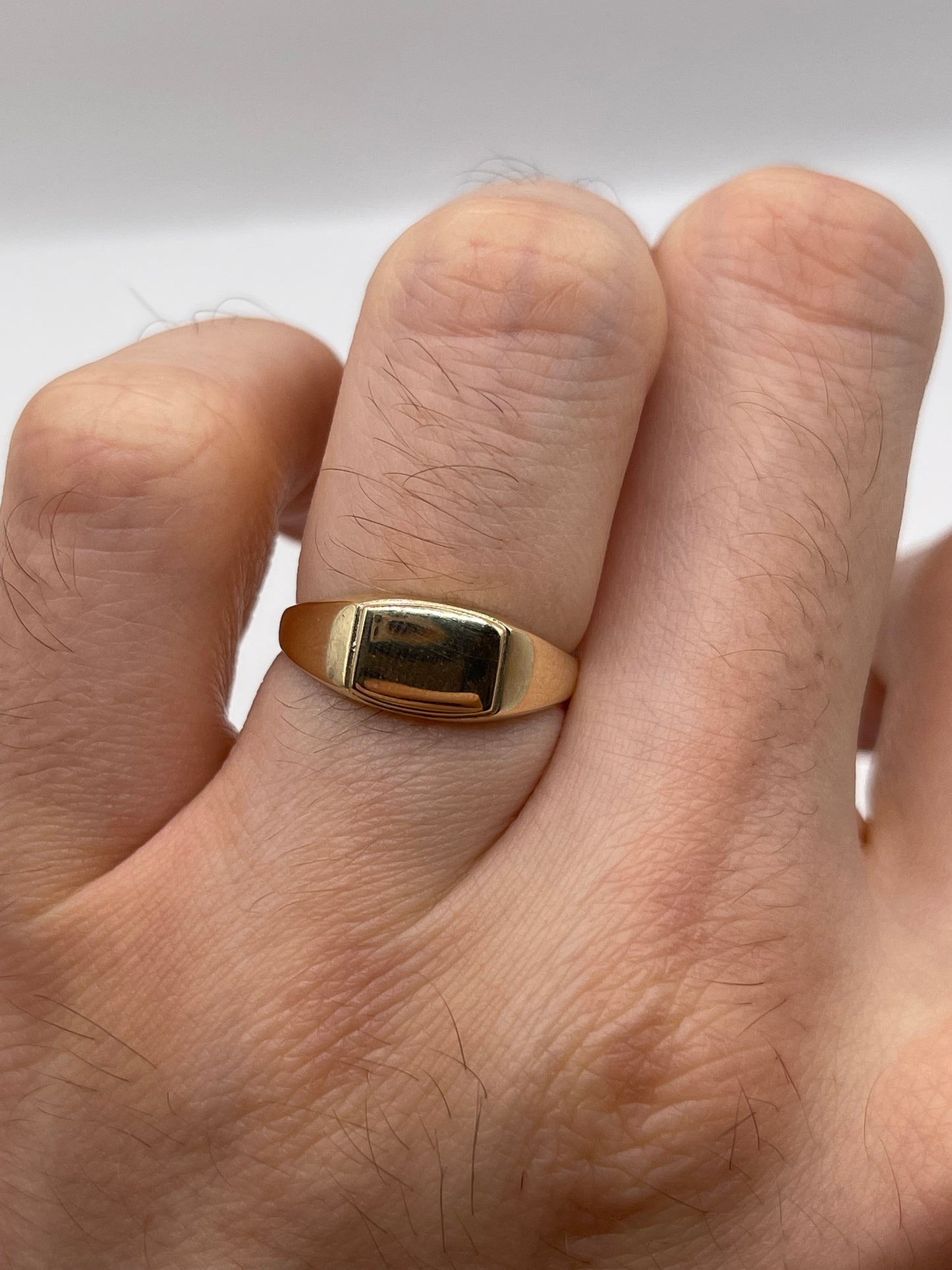9ct gold signet ring