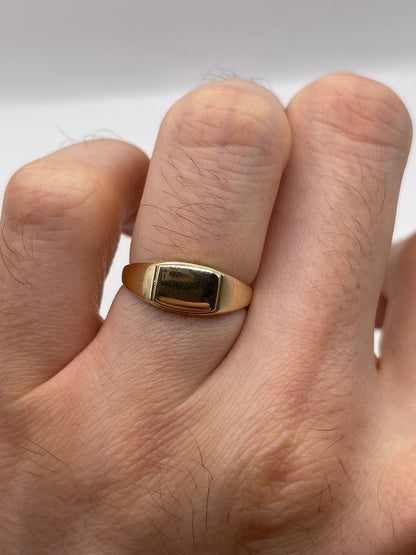 9ct gold signet ring
