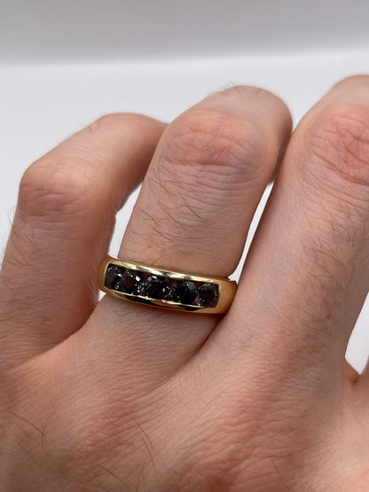 9ct gold colour change garnet ring