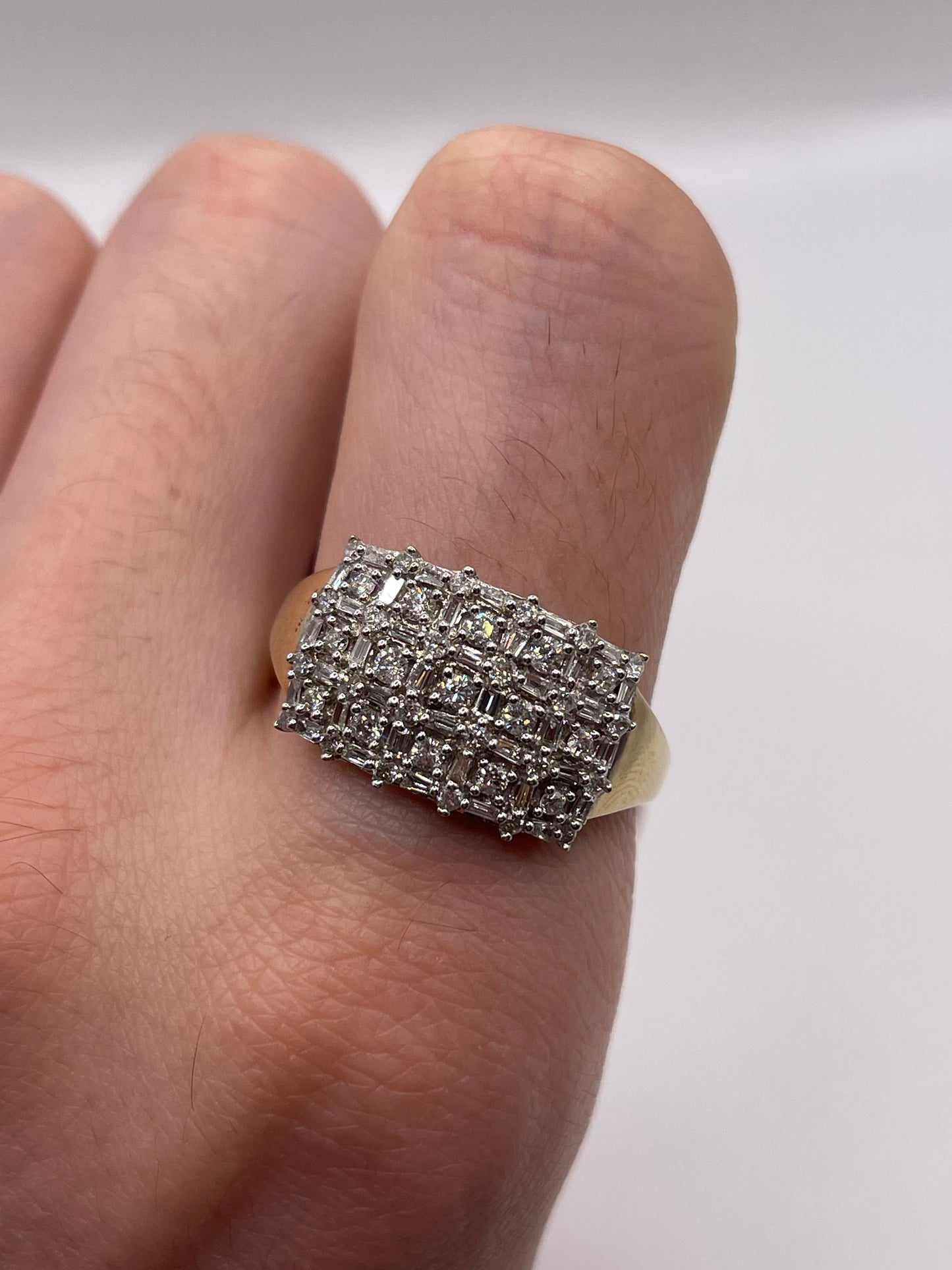 9ct gold diamond cluster ring