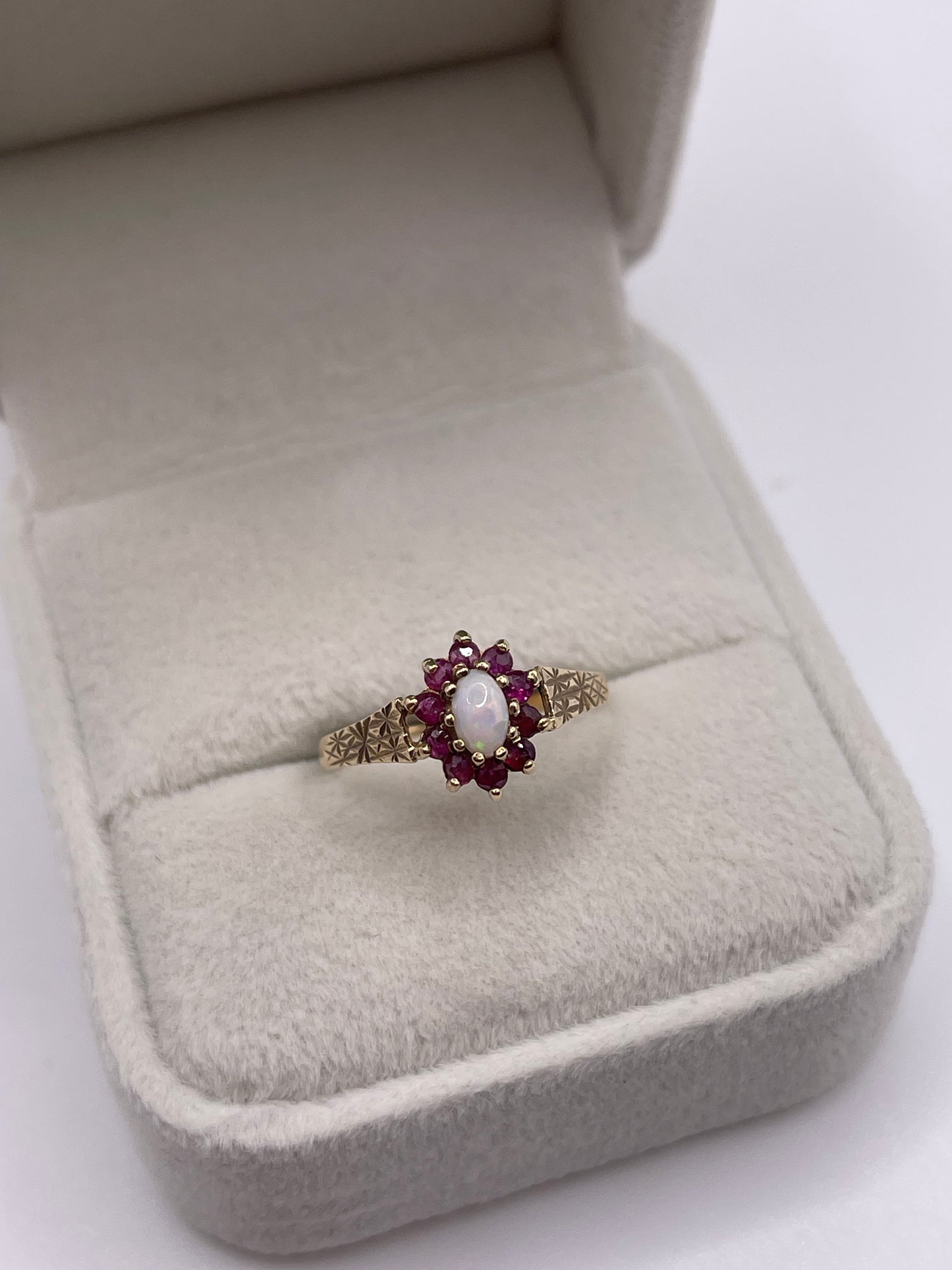 9ct gold opal and ruby ring