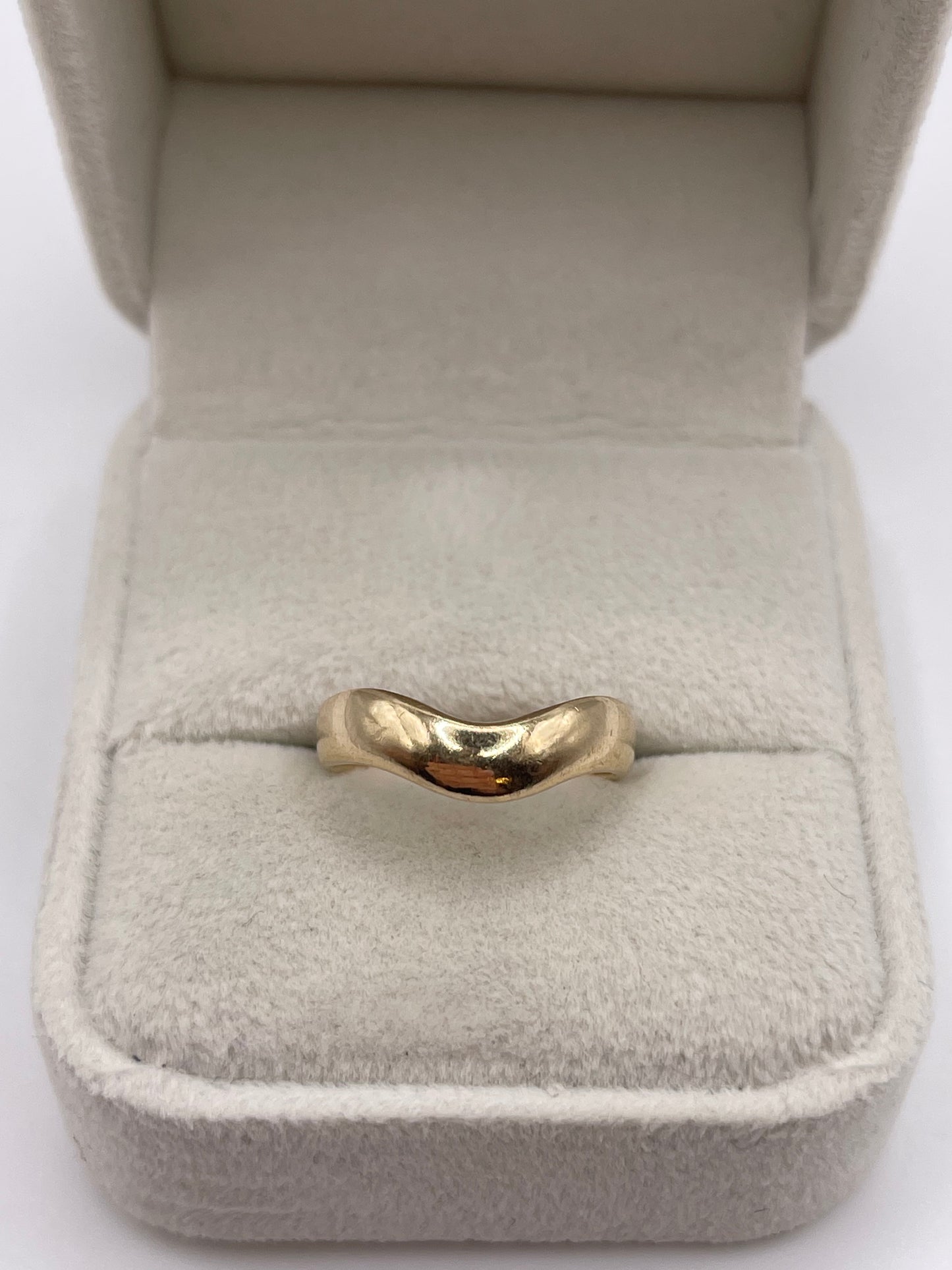 9ct gold wishbone ring