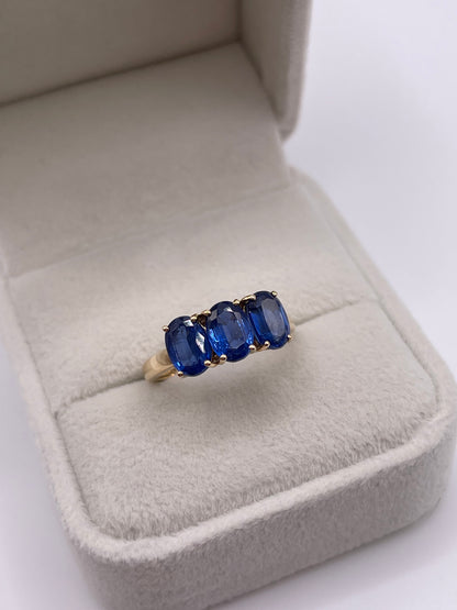 9ct gold kyanite ring