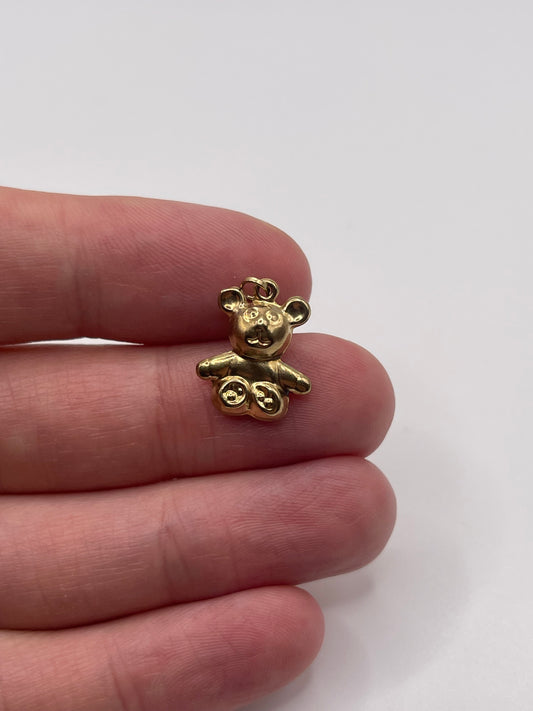9ct gold bear charm