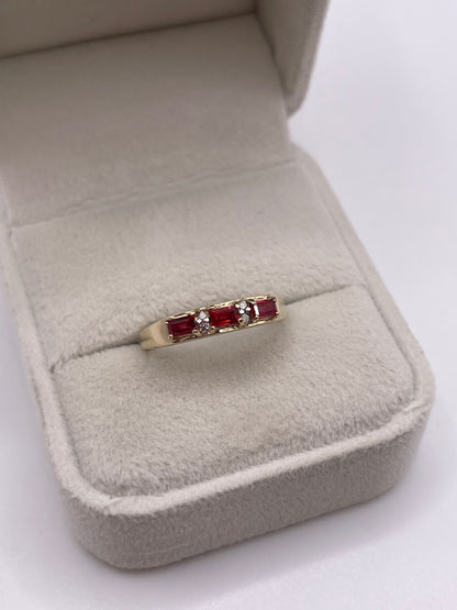 9ct gold spinel and diamond ring