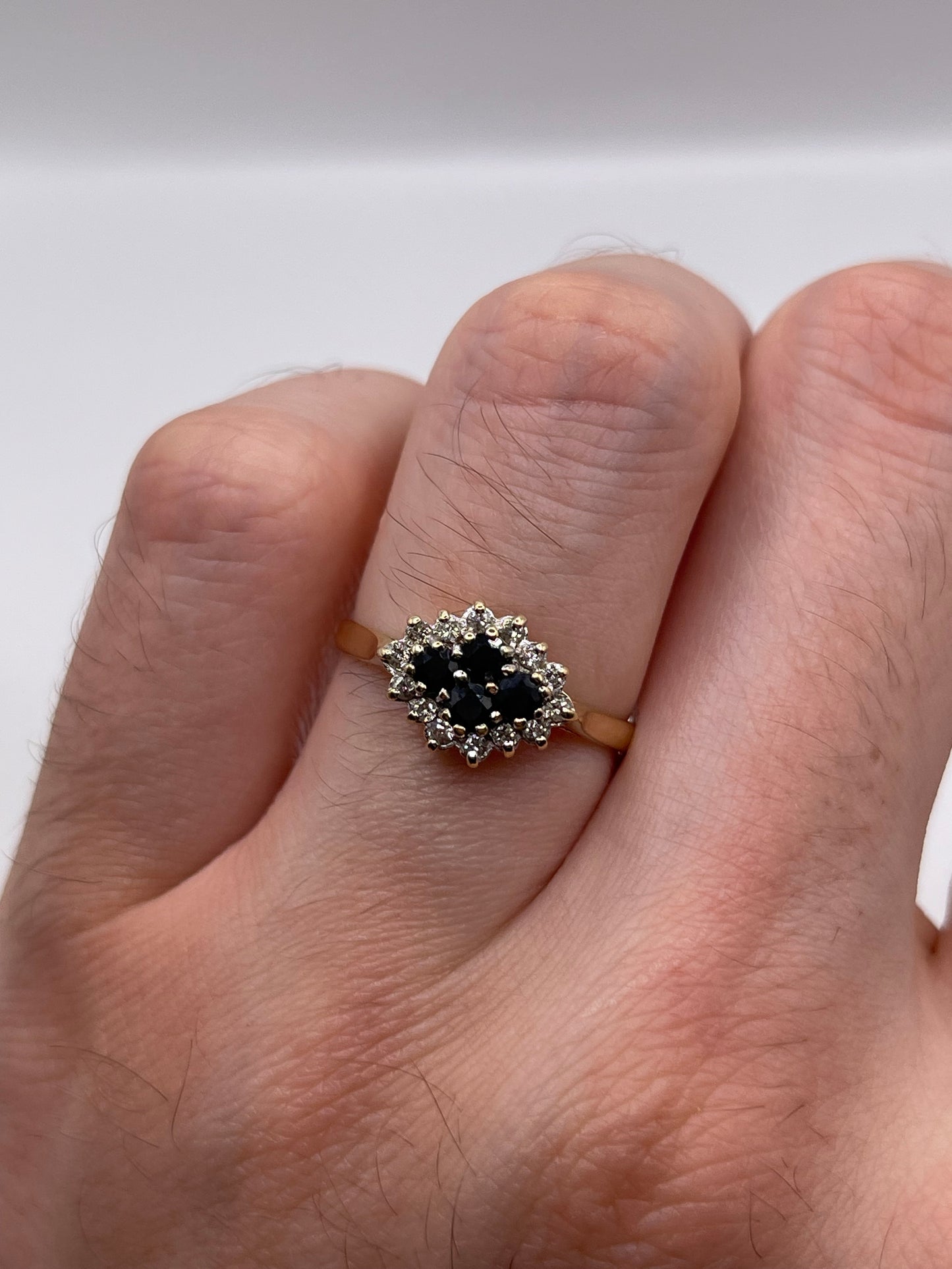 9ct gold sapphire and diamond ring