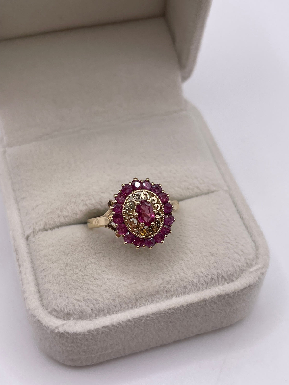 9ct gold ruby cluster ring