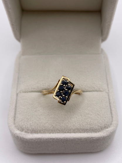 9ct gold sapphire ring