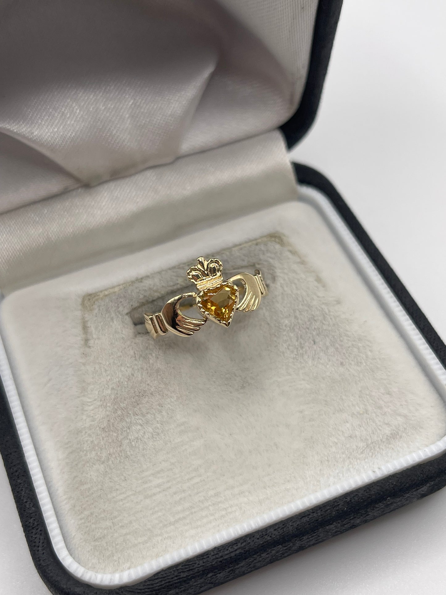 9ct gold citrine claddagh ring