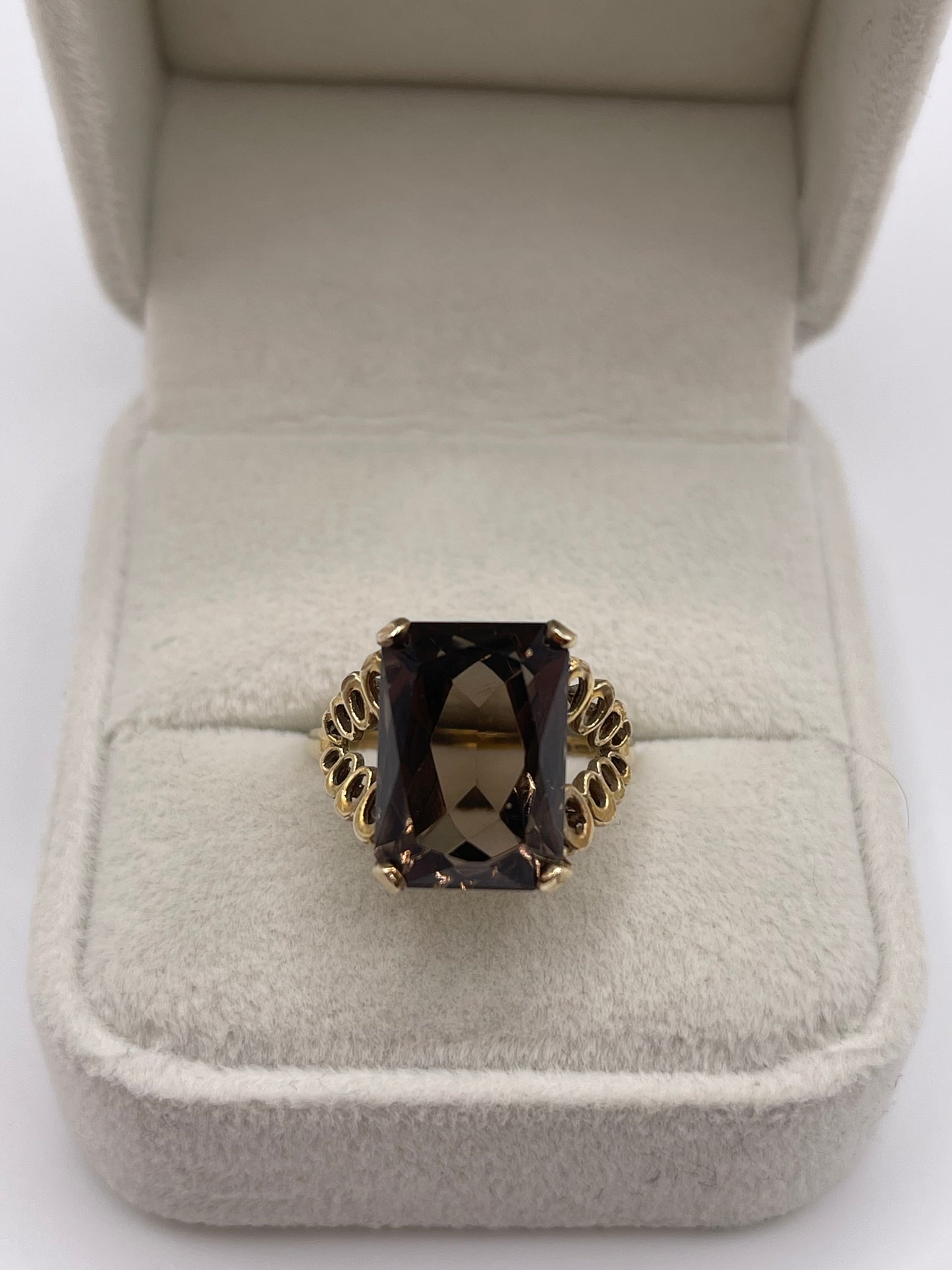 9ct gold Smokey quartz ring
