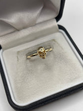 Load image into Gallery viewer, 9ct gold skull ring
