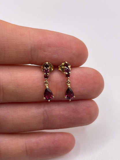 9ct gold garnet earrings
