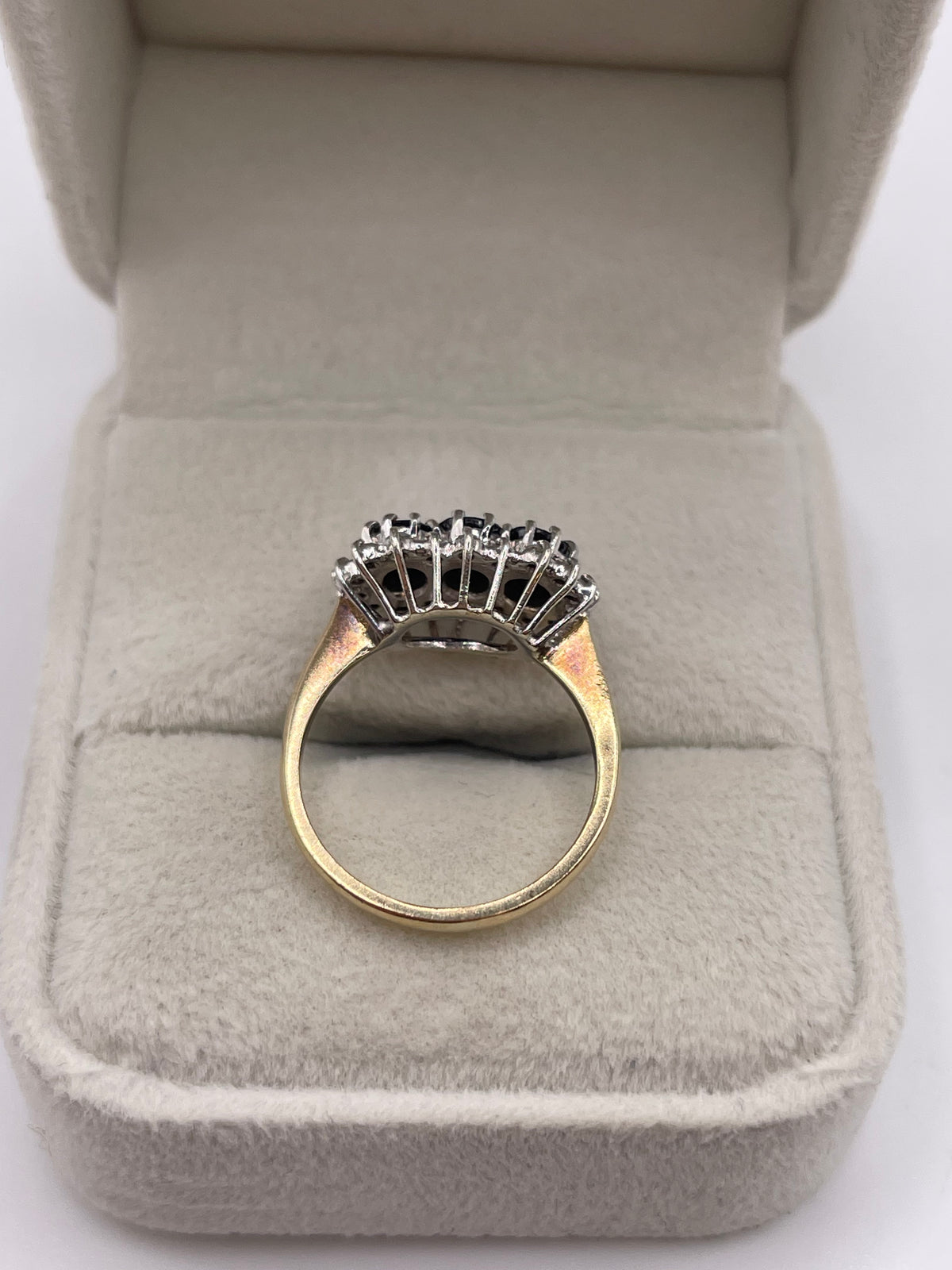 9ct gold sapphire and diamond ring