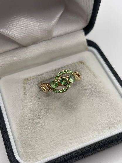 9ct gold tsavorite garnet ring