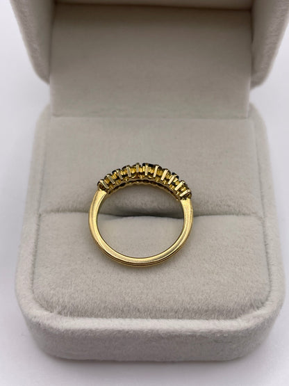 18ct gold sapphire and diamond ring