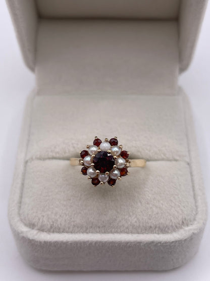 9ct gold garnet and pearl ring