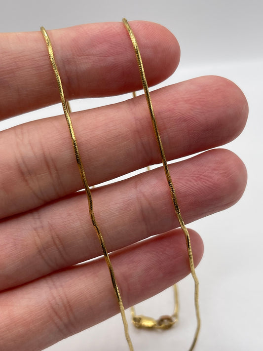 18ct gold chain 501
