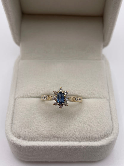 9ct gold sapphire and diamond ring