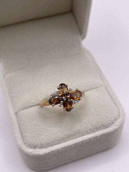 9ct gold quartz and diamond ring