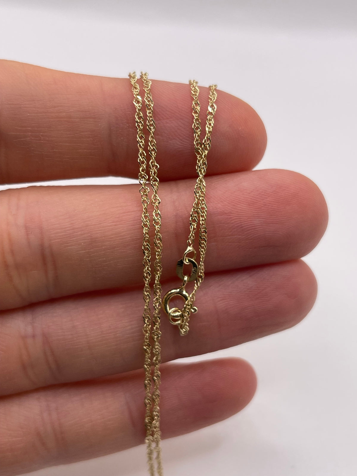9ct gold chain 614