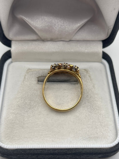18ct gold opal and diamond ring