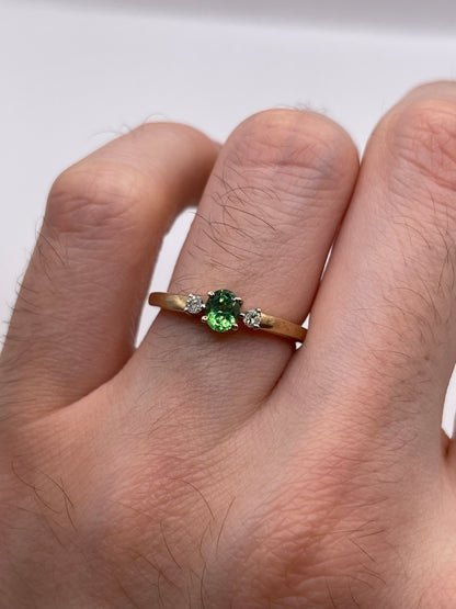 9ct gold tsavorite garnet and diamond ring