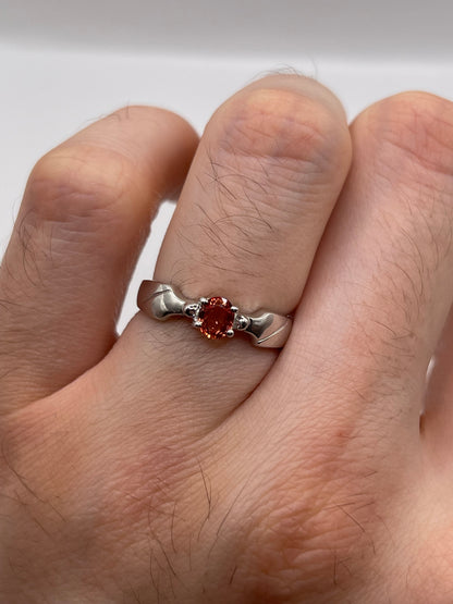 18ct white gold sapphire ring