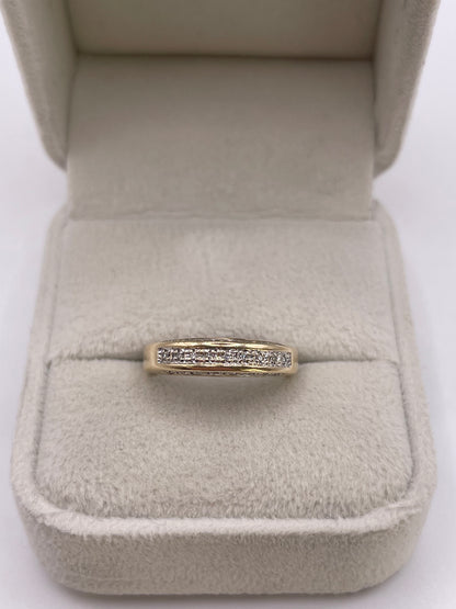 9ct gold diamond ring