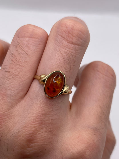 9ct gold amber ring