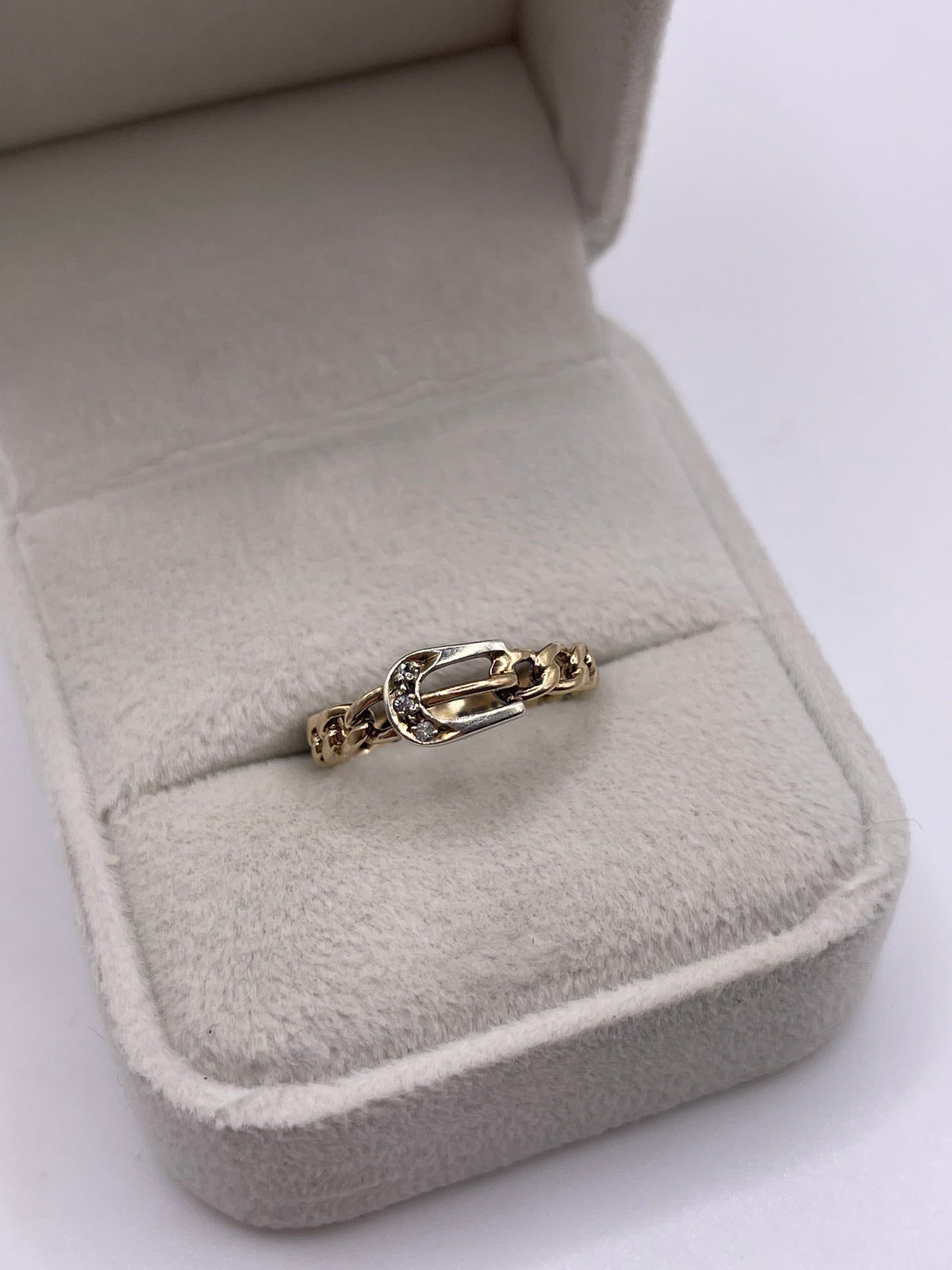 9ct gold diamond buckle ring