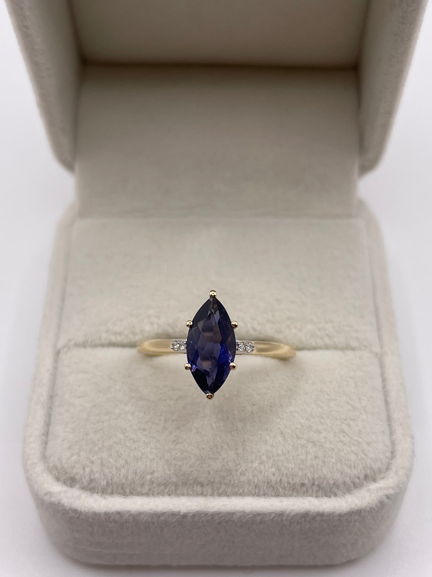 9ct gold iolite and diamond ring