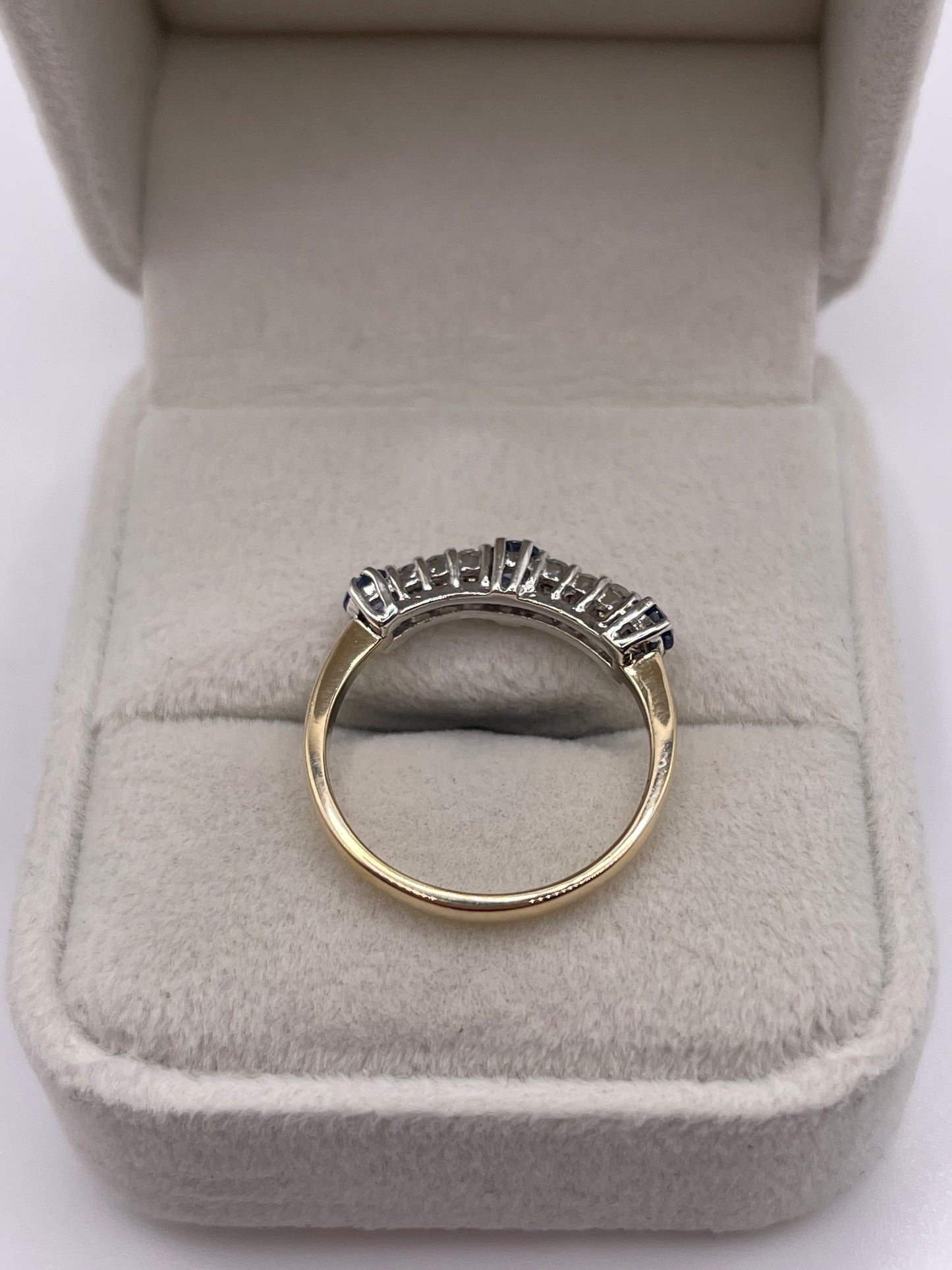 9ct gold sapphire and diamond ring