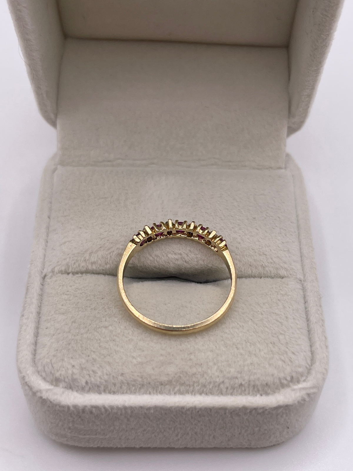 9ct gold ruby and diamond ring