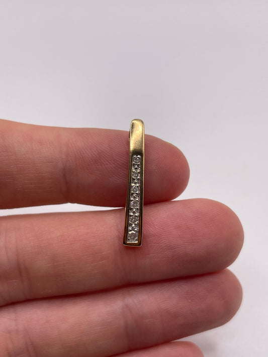 9ct gold diamond pendant