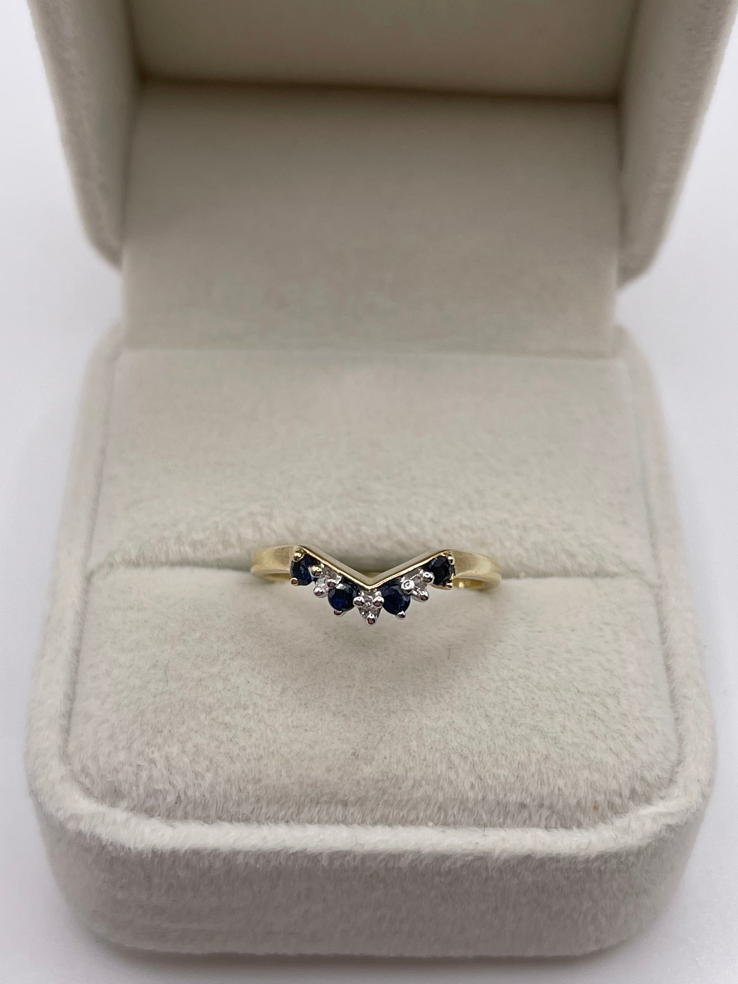 9ct gold sapphire and diamond wishbone ring