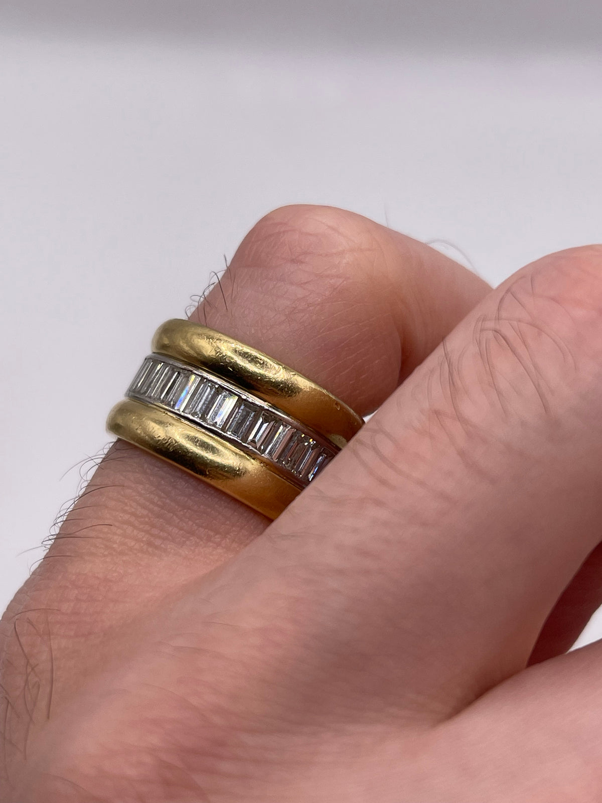 Heavy 18ct gold diamond eternity ring