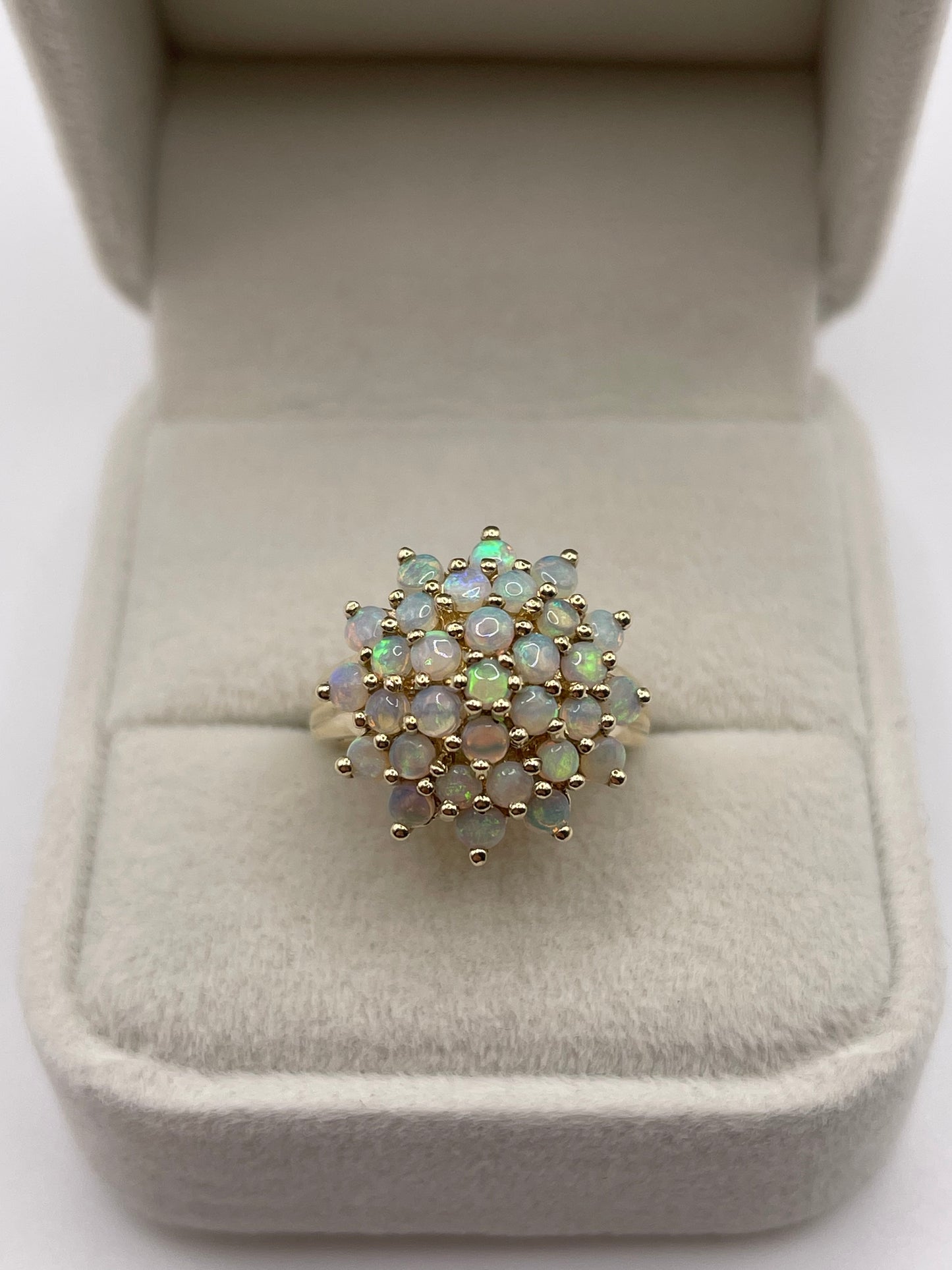 9ct gold opal cluster ring