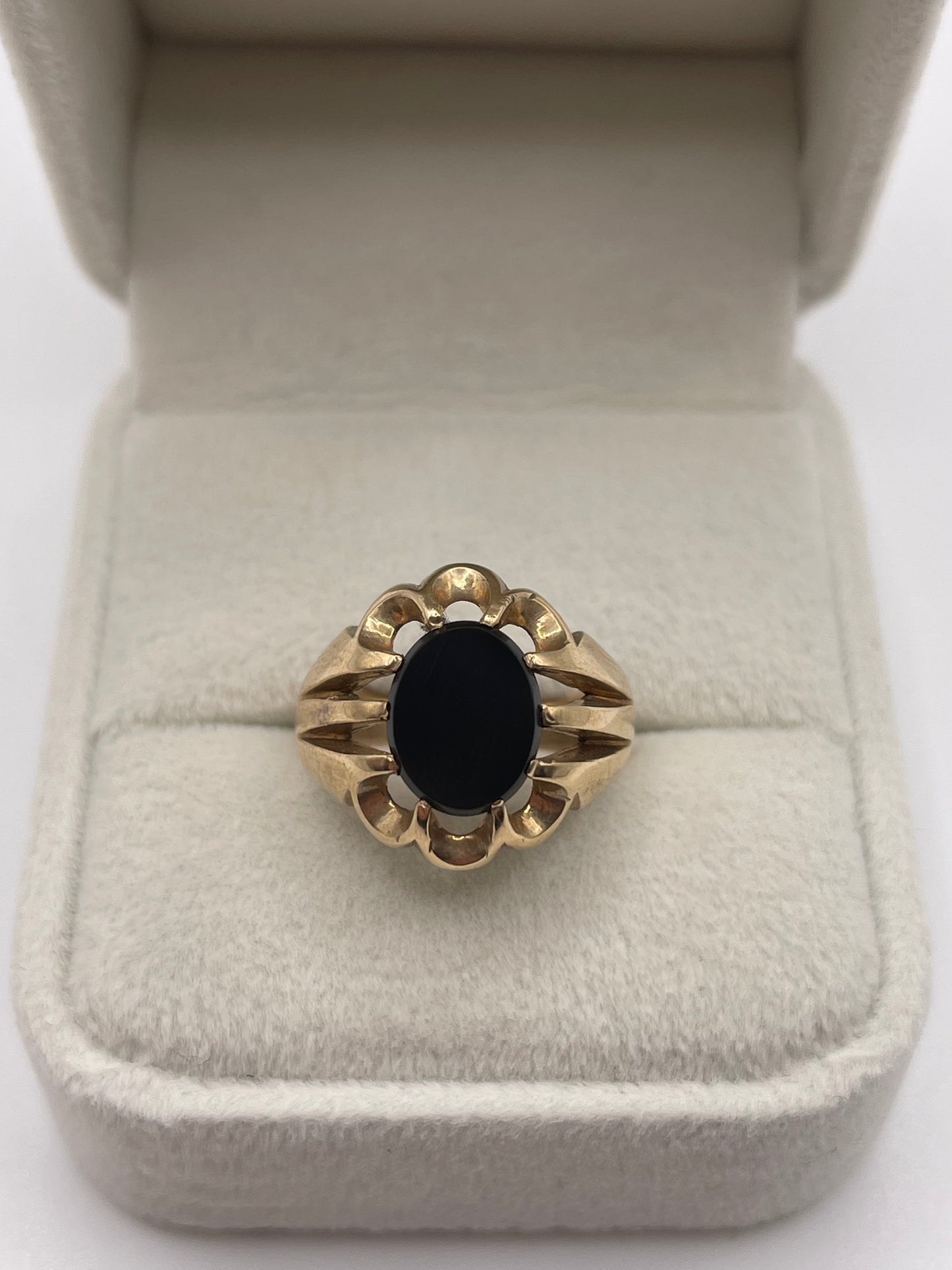 9ct gold onyx gypsy ring