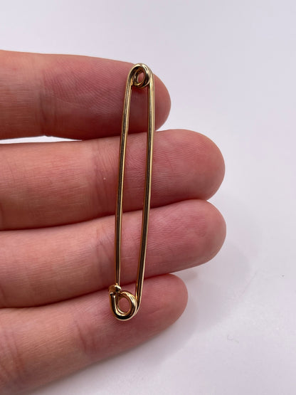 9ct gold safety pin clip