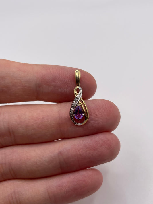9ct gold amethyst and diamond pendant