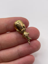 Load image into Gallery viewer, 9ct gold clown charm
