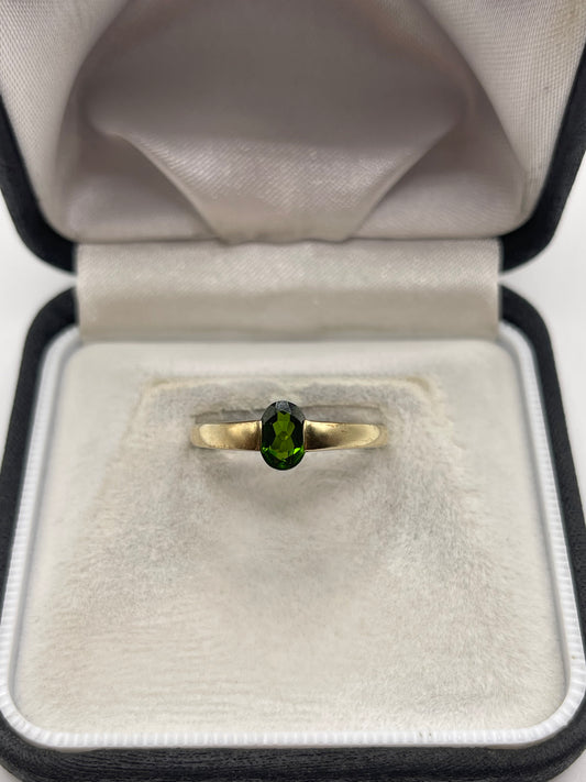 9ct gold diopside ring