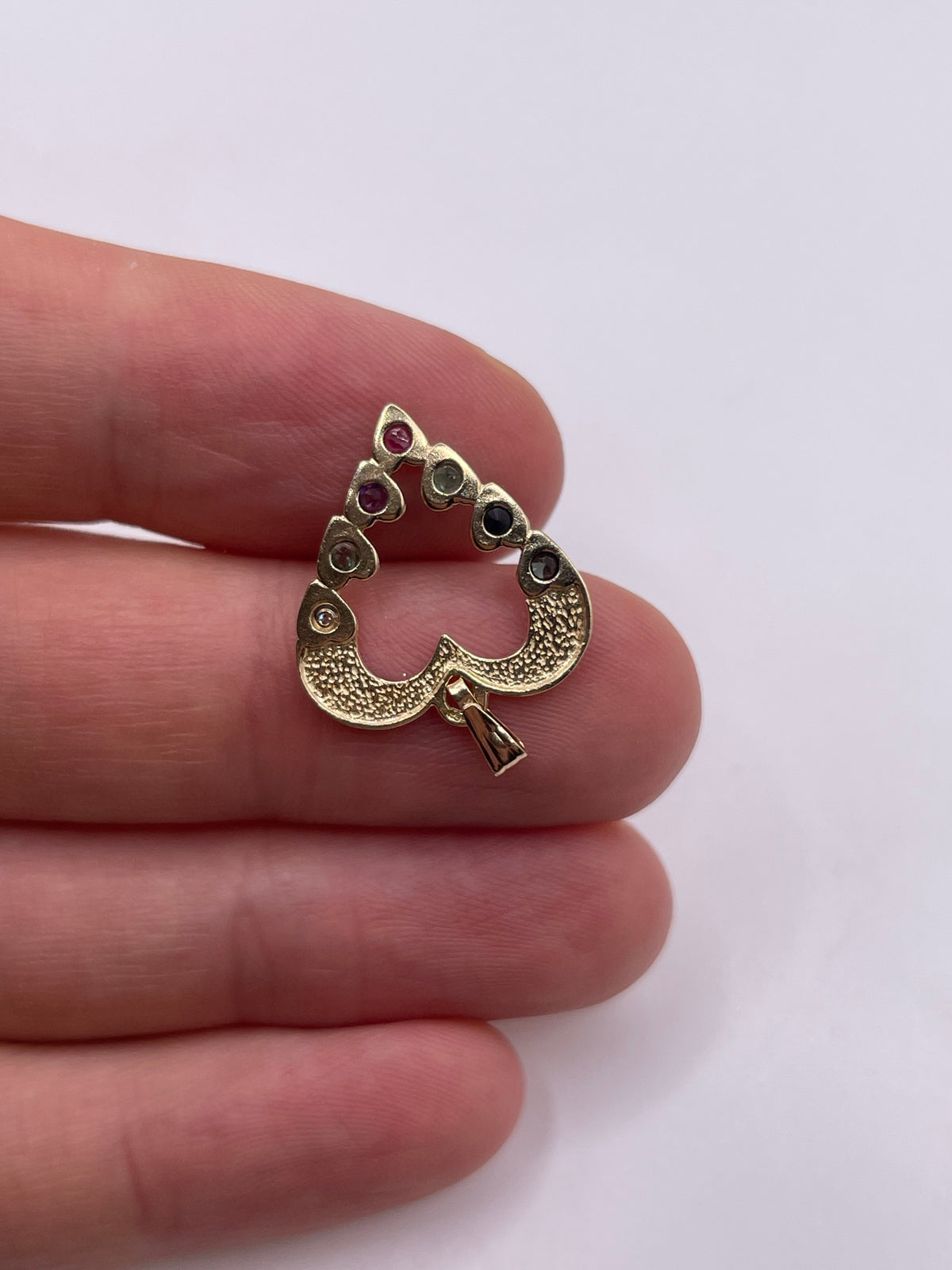 9ct gold dearest pendant