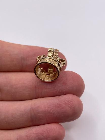 9ct gold crown charm